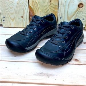 KEEN Black Size 9 “Toyah” Leather Hiking Shoe